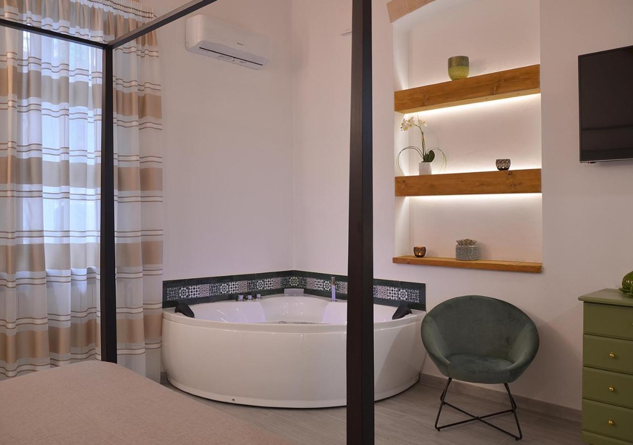 The Court Suites & Spa 타란토 외부 사진